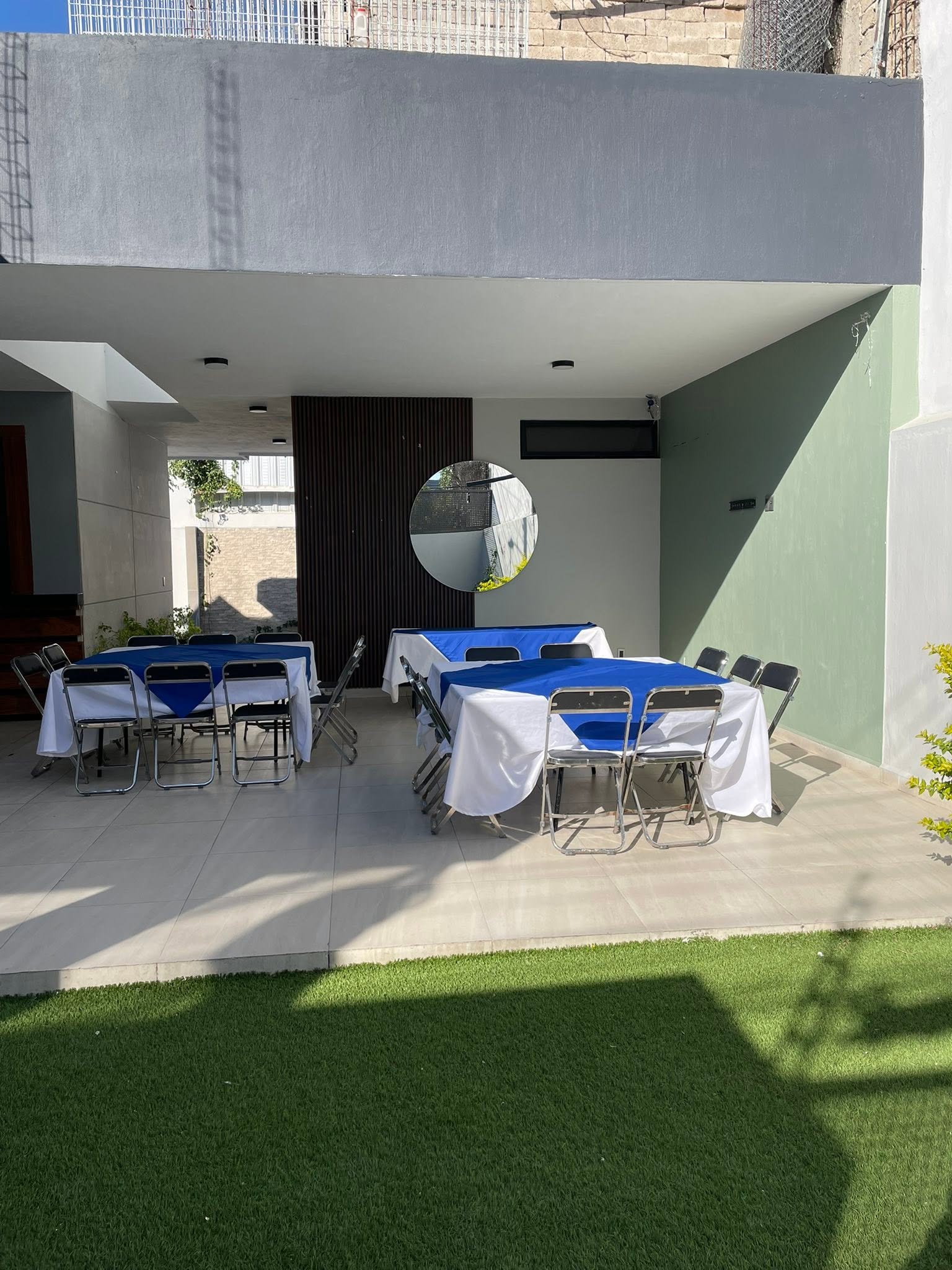 Distribución de Mesas en Salón - Terraza La Opulenza